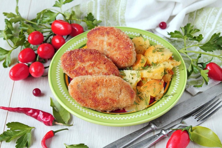 Рыбные котлеты с капустой