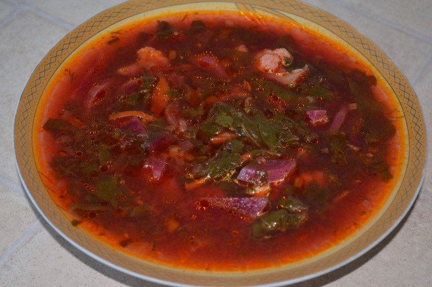 Борщ со шкварками