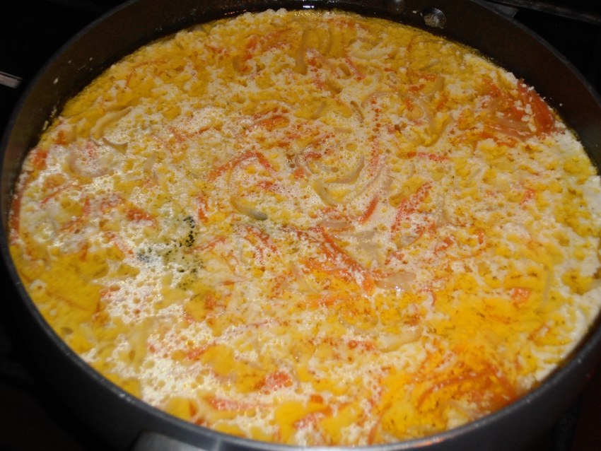 Морковка со сметаной и сахаром