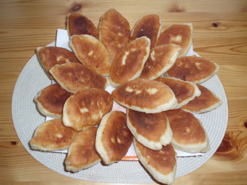Пирожки жареные