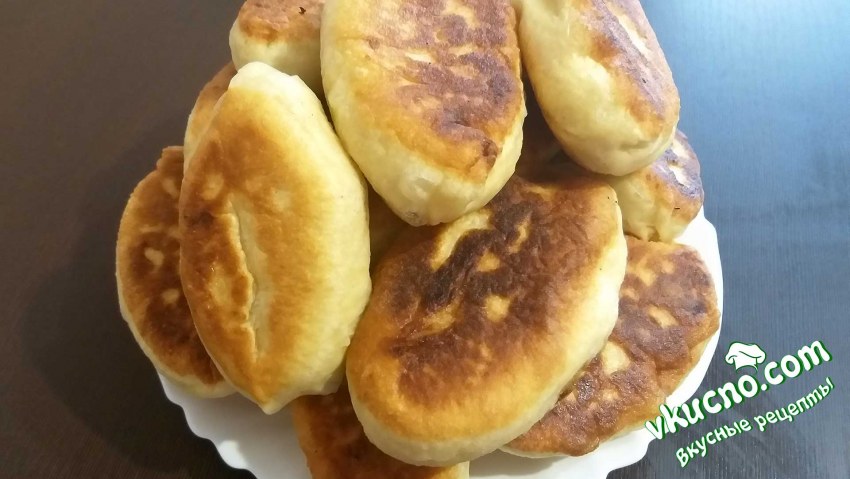 Пирожки на кефире и сметане жареные