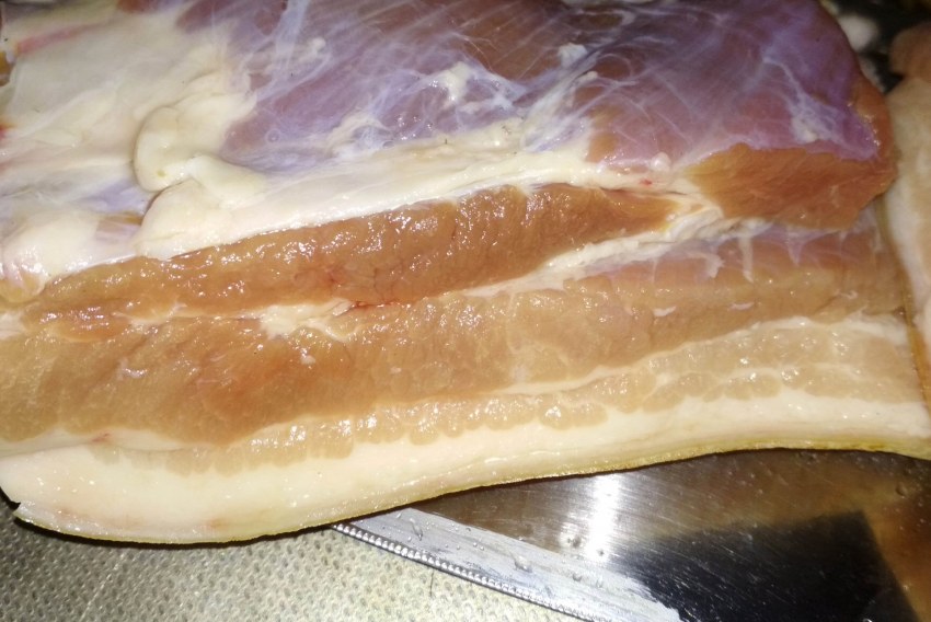 Брюховина в луковой шелухе вареная
