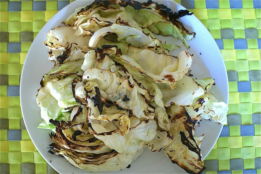 Капуста с индейкой в духовке