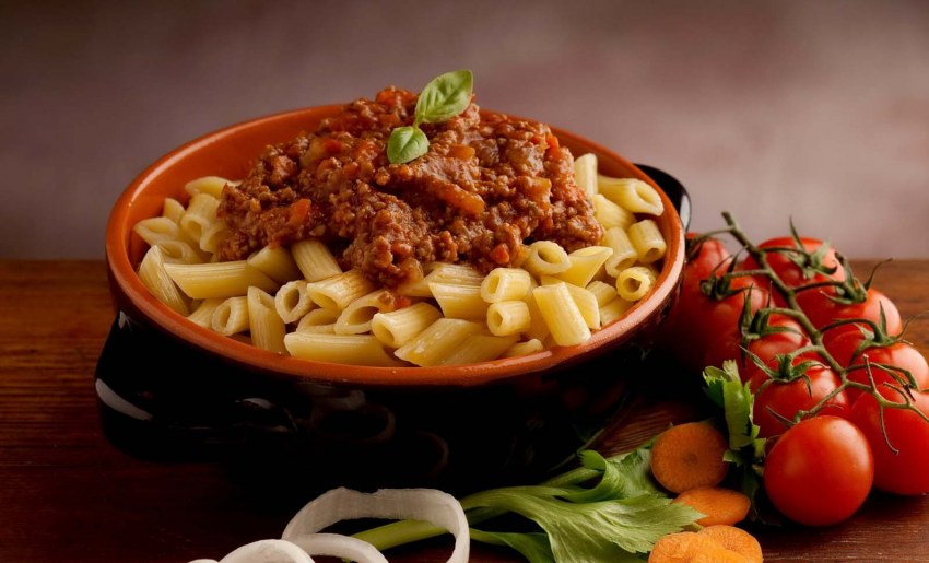 Макароны с мясным гарниром варианты