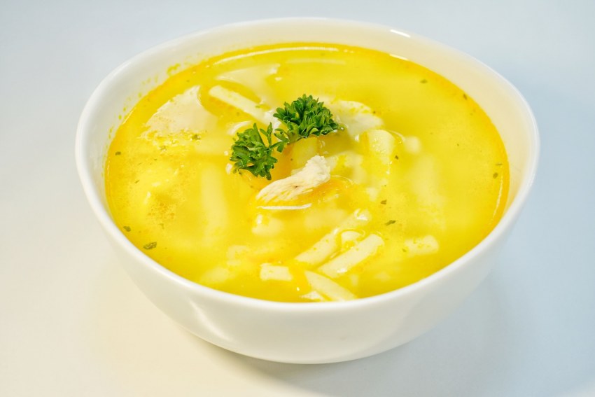 Суп-пюре картофельный с гренками