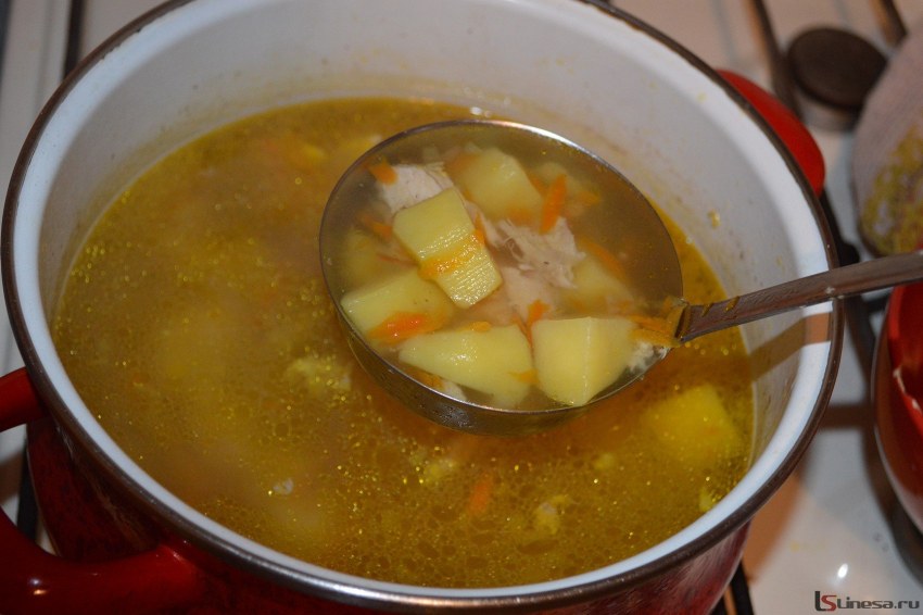 Суп картофельный с рисом и курицей