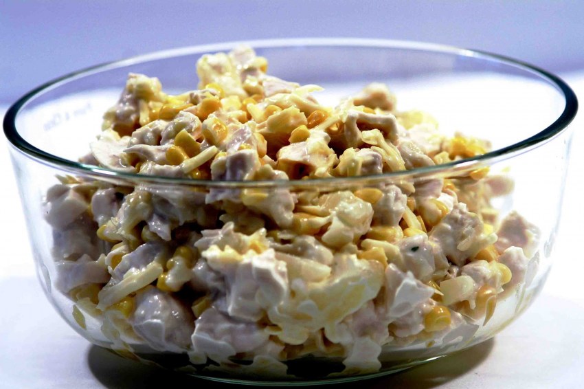 Салкт с курицей и анана