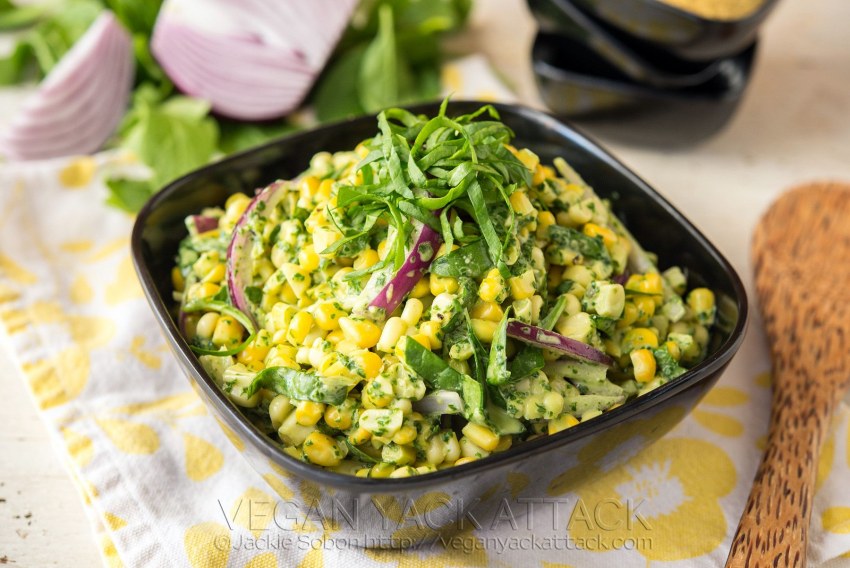 Салат с кукурузой