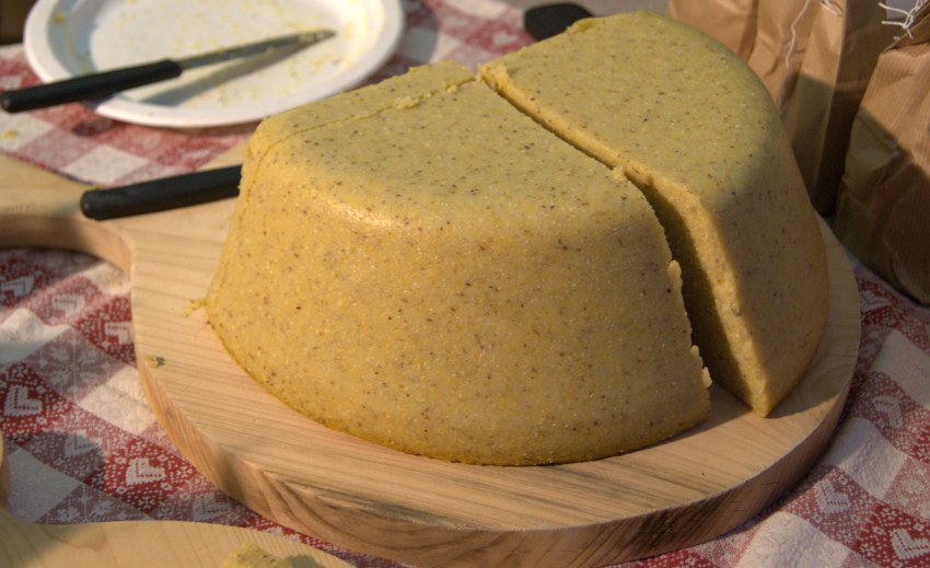 Кукурузные кексы в духовке