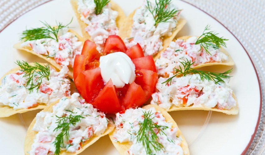Яичные роллы с крабовыми палочками