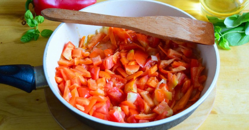 Пассеровать (пассировать)