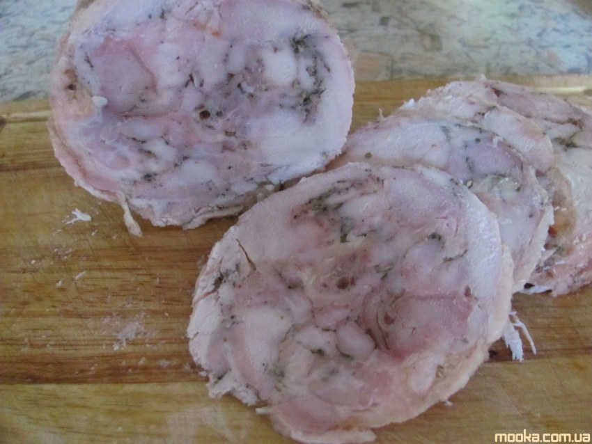 Рулет праздничный из курицы