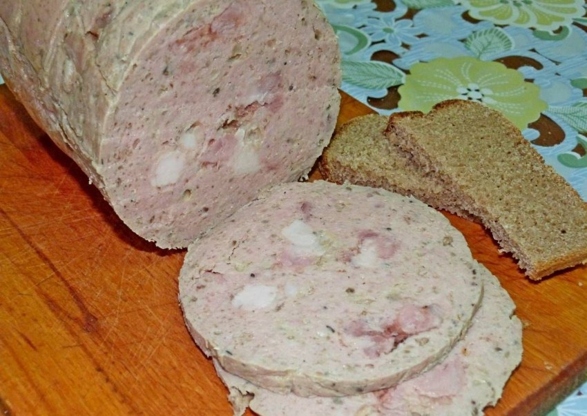 Ветчина кусочками в ветчиннице