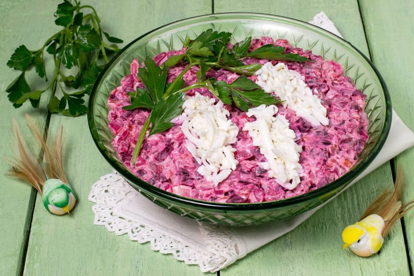 Неженка салат рецепт классический со свеклой и картошкой
