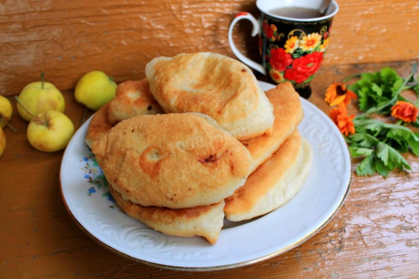 Пирожки жареные