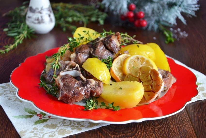 Картофель по деревенски с мясом