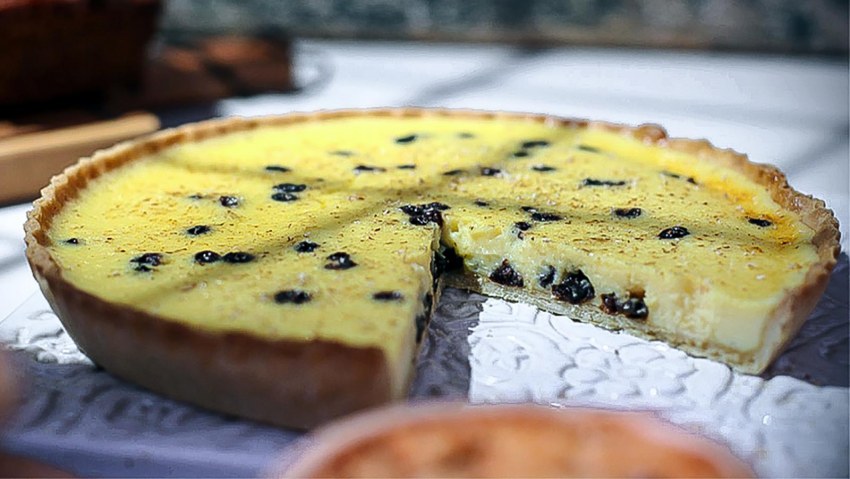 Пирог с изюмом