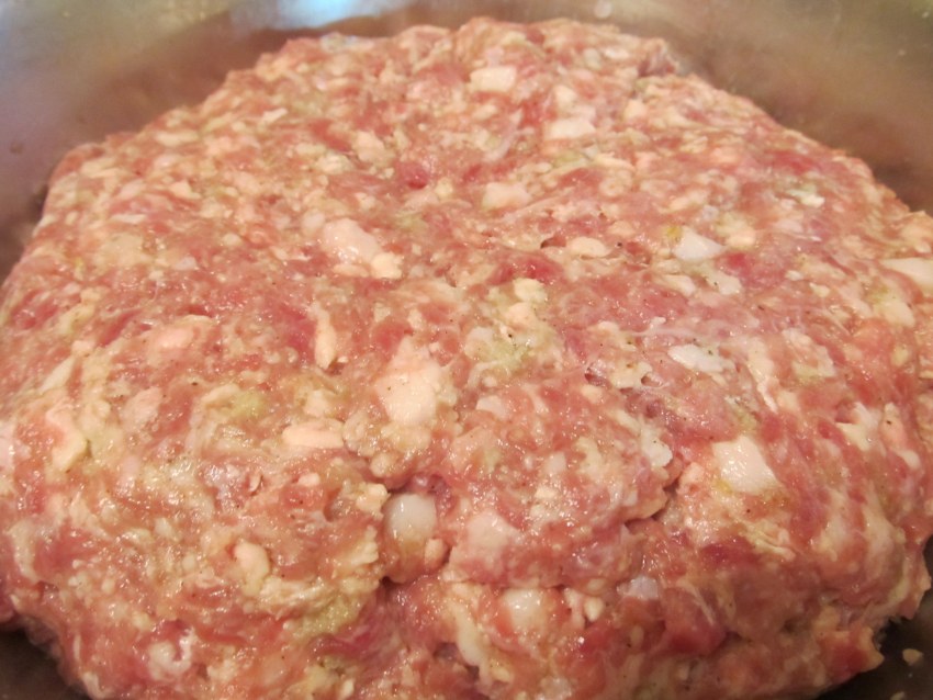 Домашние колбаски на мясорубке