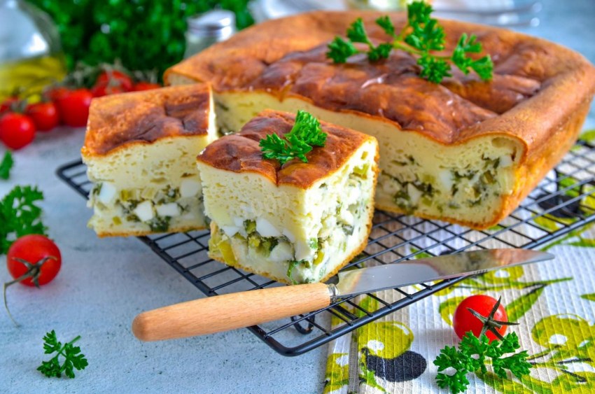 Пирог с зелёным луком