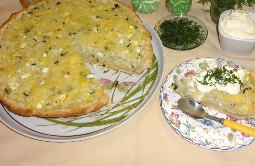 Сырный пирог с зеленым луком