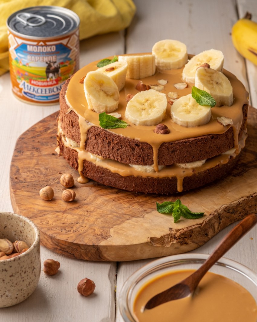Торт с орехами и сгущенкой