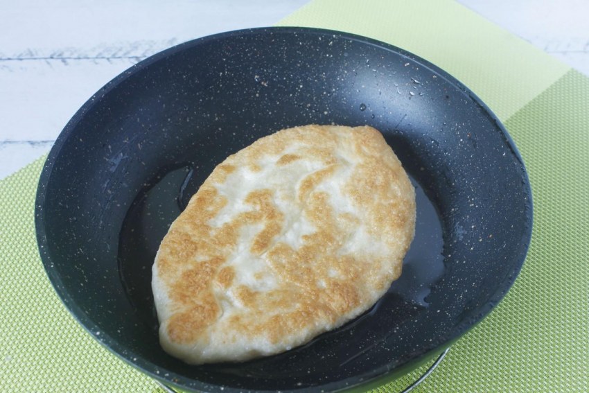 Пирожки с картошкой жареные