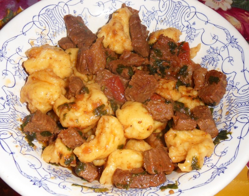 Баранина с клецками