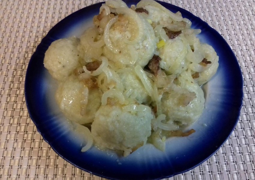 Картофельные галушки с мясом