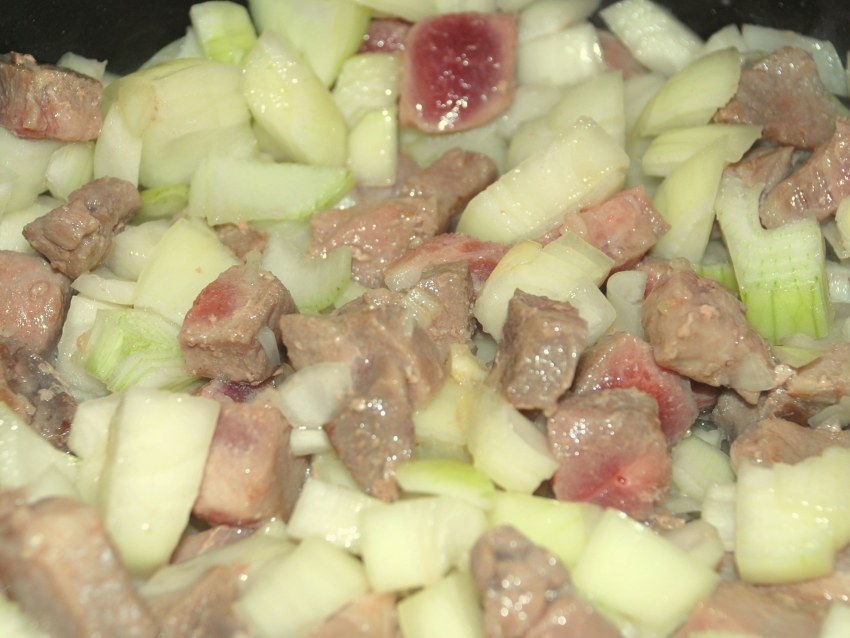 Галушки с луком