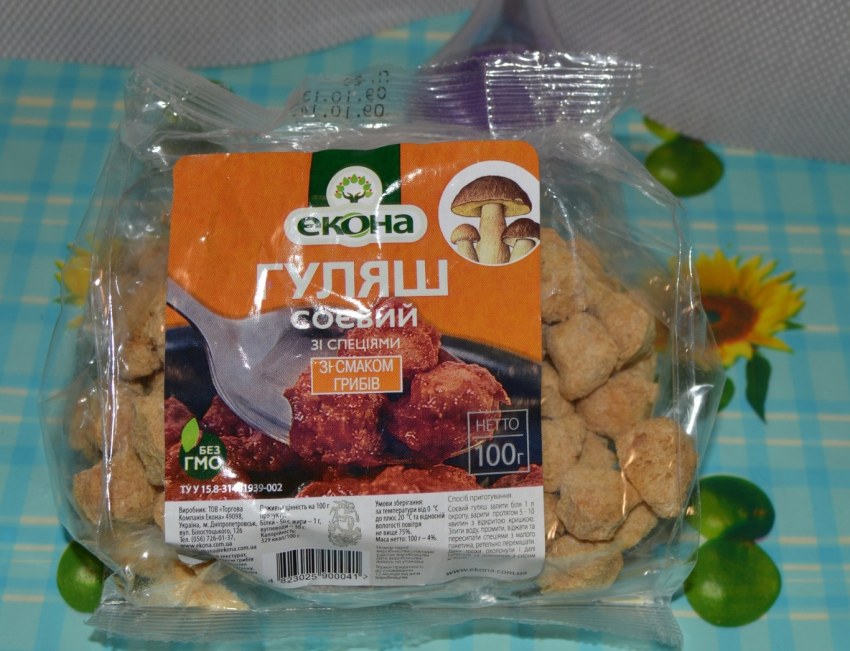 Салат из соевого мяса