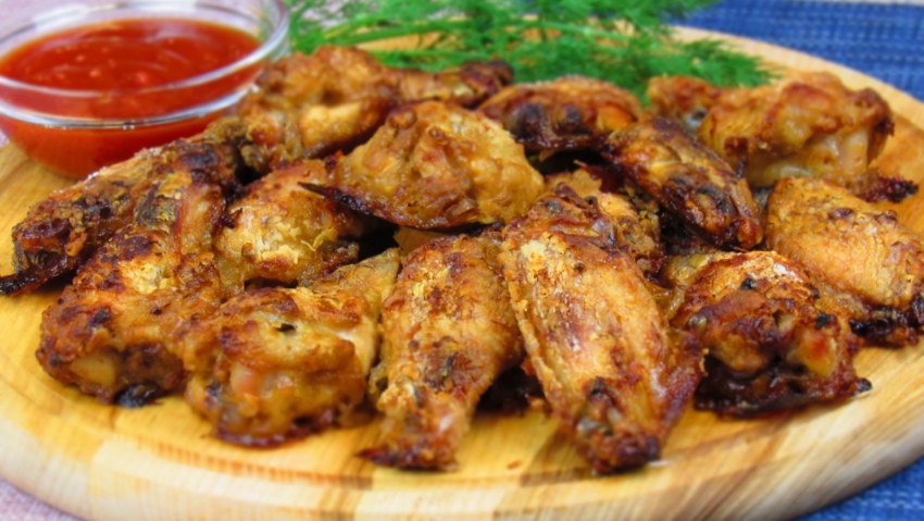 Куриные крылышки в крахмале