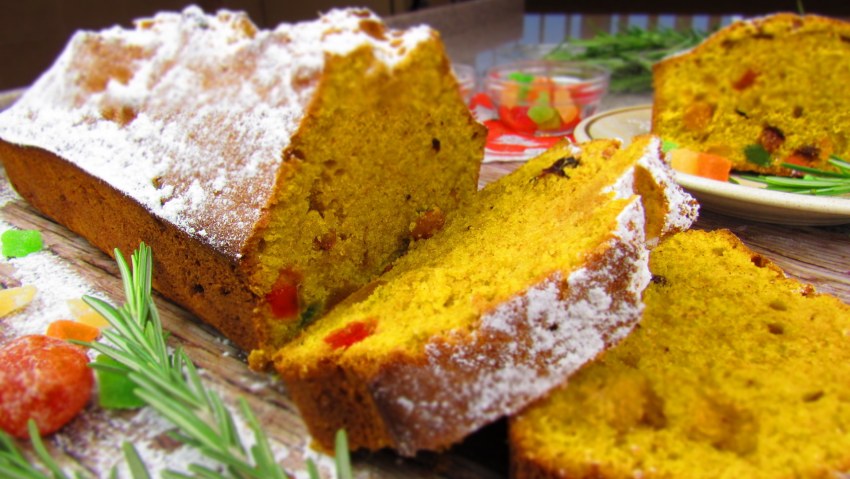 Кекс лимонный с цукатами