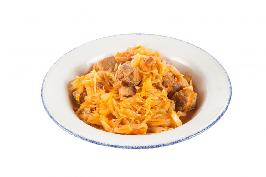 Тушёная капуста с курицей