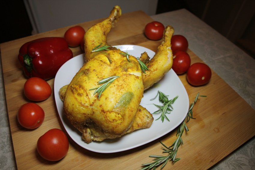 Нежная курица в духовке