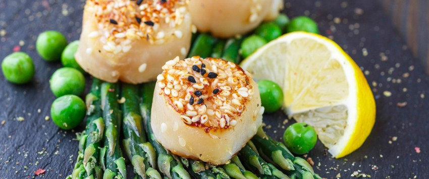 Морские гребешки под соусом бешамель