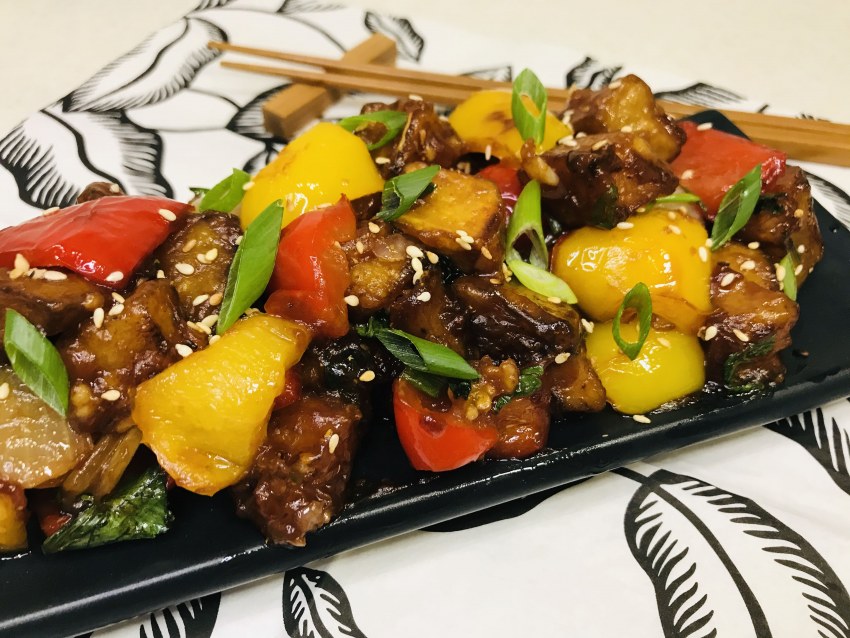 Куриная грудка с овощами