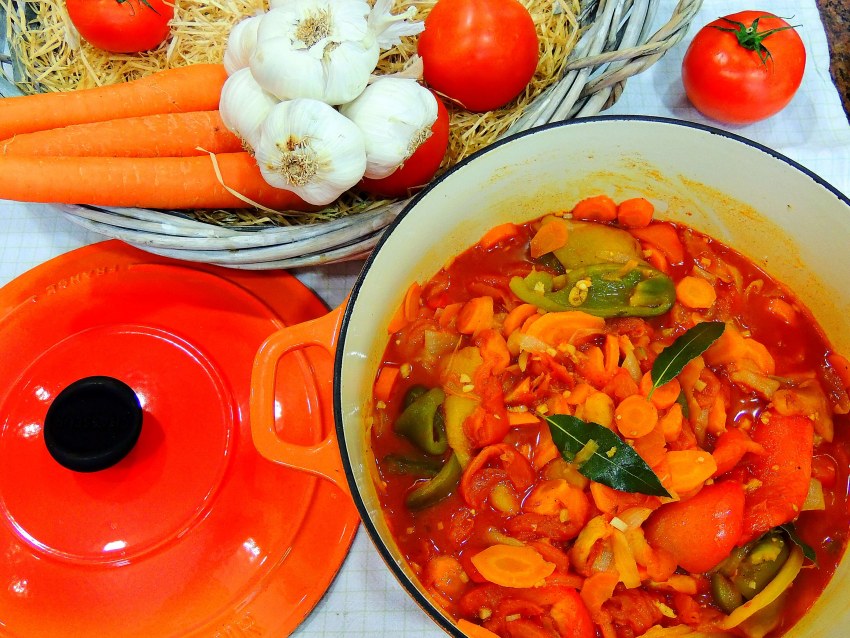 Пенне с соусом болоньезе