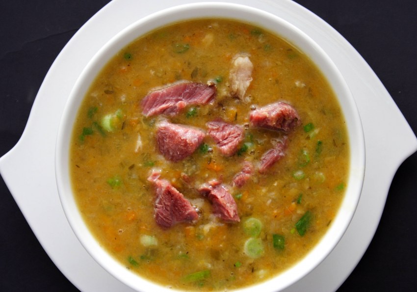 OMK Beef with Green Peas