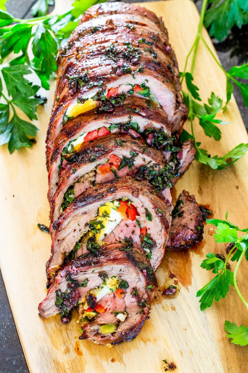 Мясной рулет из говядины