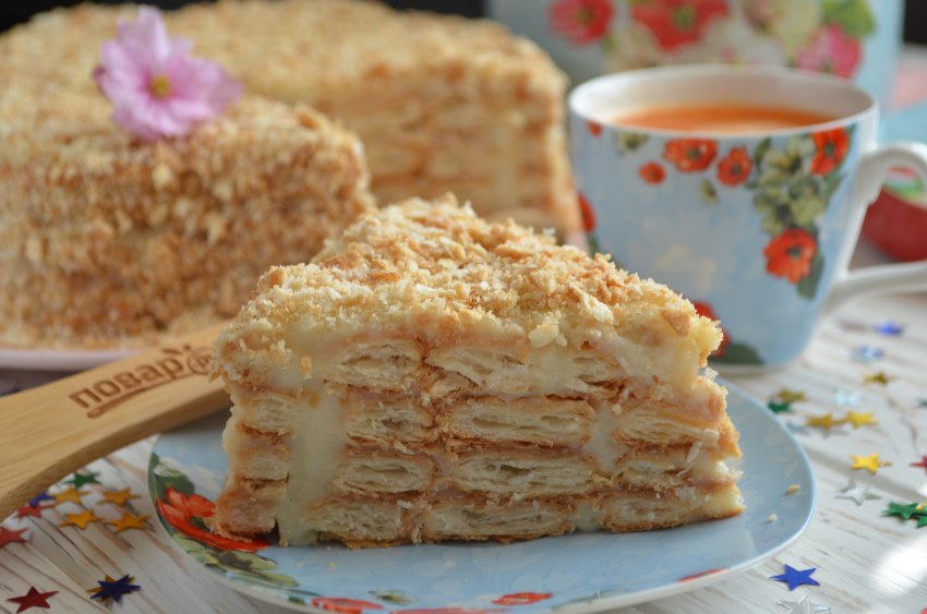 Классический слоеный Наполеон