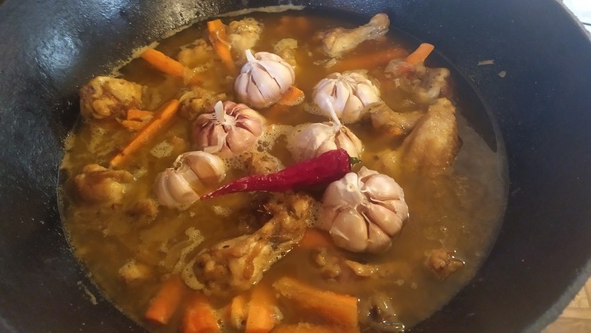 Плов из куриных крылышек