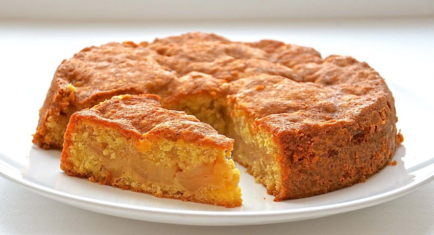 Овсяный пирог с яблоками