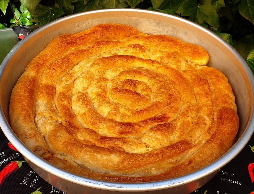 Банница из лаваша с творогом