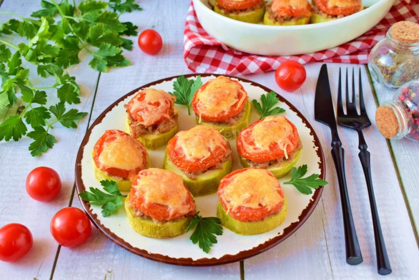 Палочки из цуккини в панировке