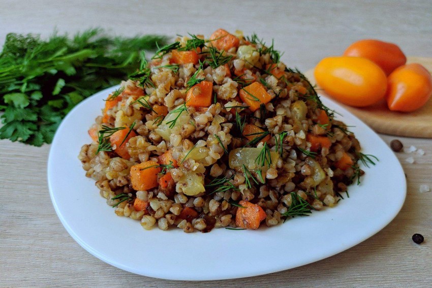 Гречка с морковкой