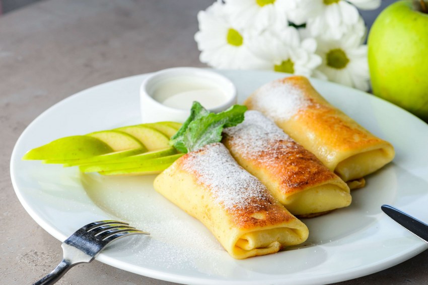Блины фаршированные яблоками
