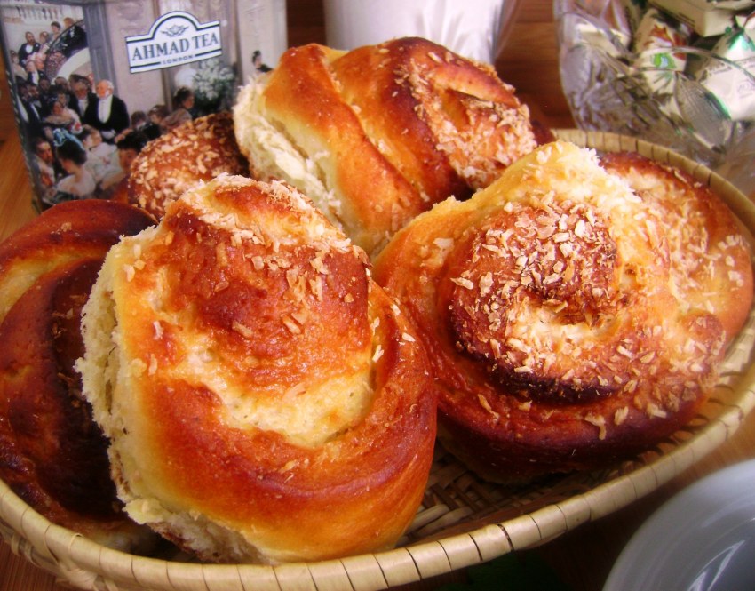 Булочки домашние с маргарином