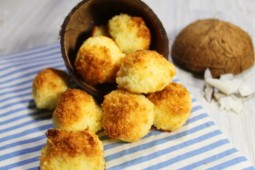 Булочки с кокосовой стружкой