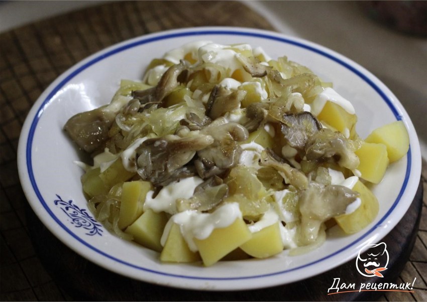 Картофель жареный с белыми грибами