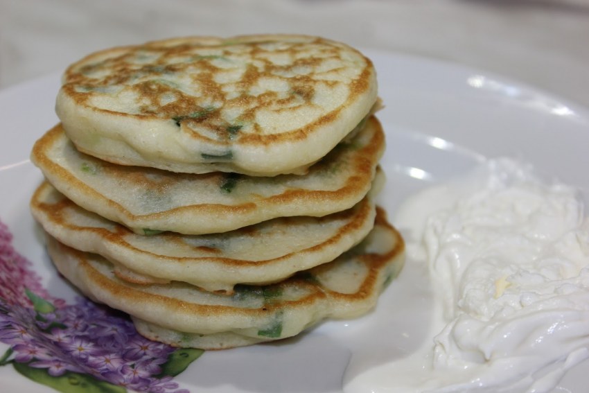 Кабачковые оладушки по-гречески